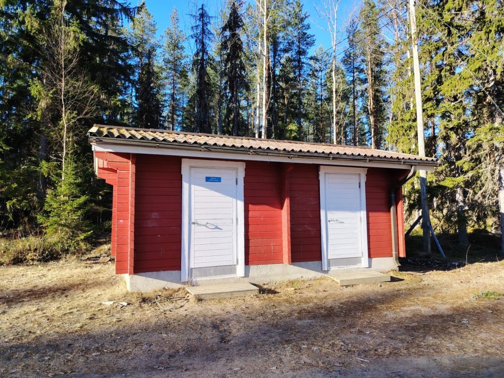 Tahkoniemi ulkovarasto